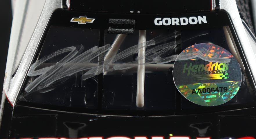 Jeff Gordon Autographed LE NASCAR #24 National Guard 2024 Camaro ZL1 1:24 Diecast | Hendrick Motorsports