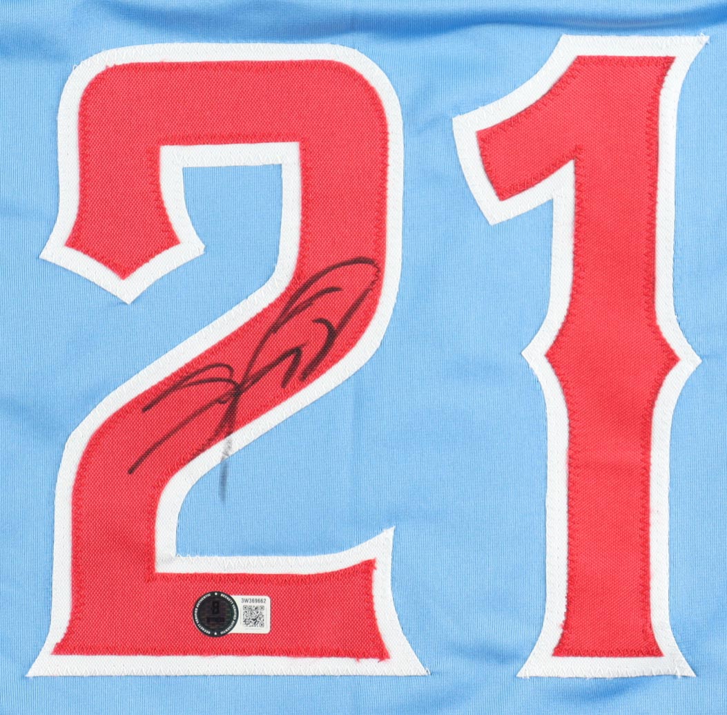 Sammy Sosa Signed Jersey (Beckett)