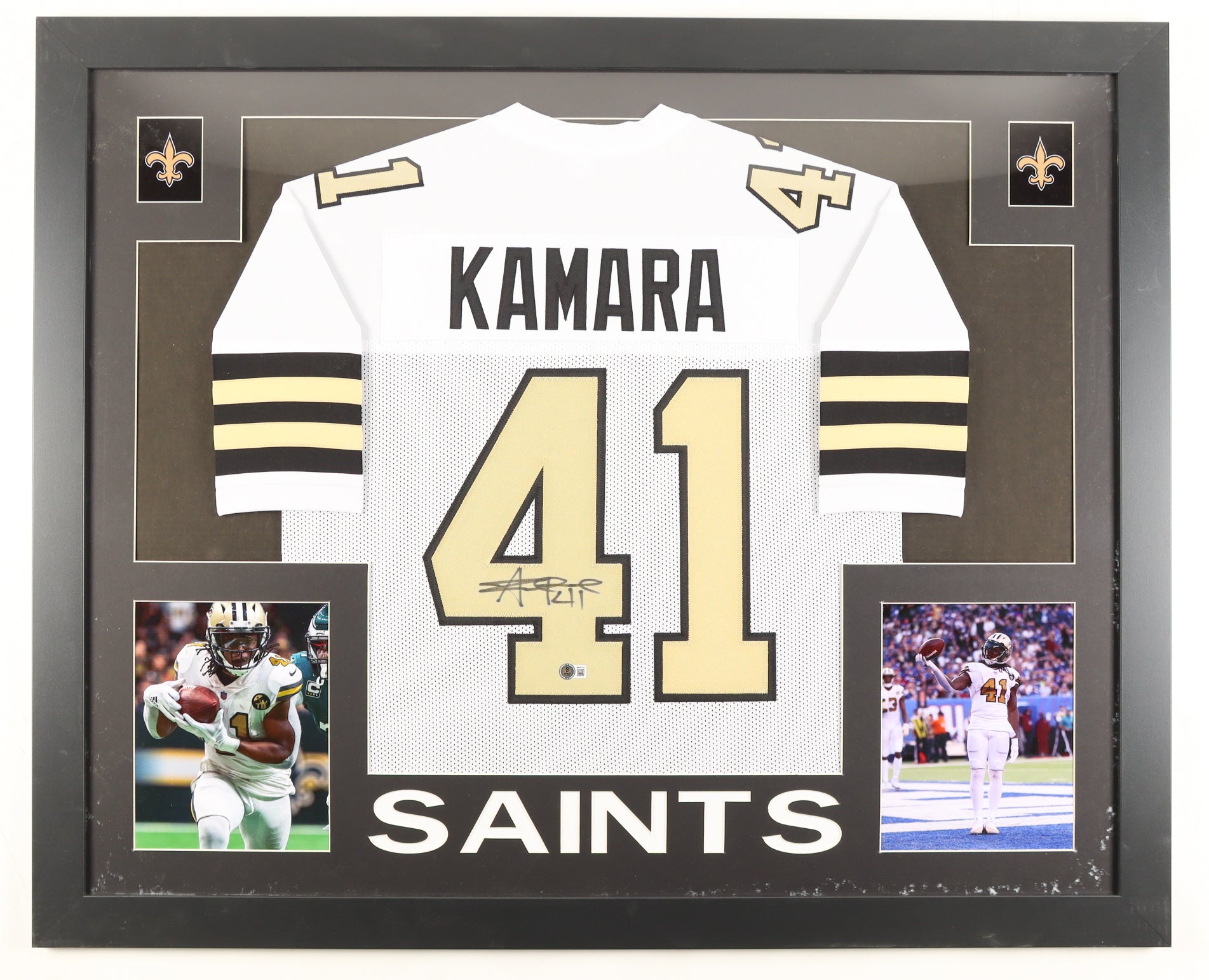 Authentic Alvin Kamara Autographed Custom Framed Jersey Display Beckett COA