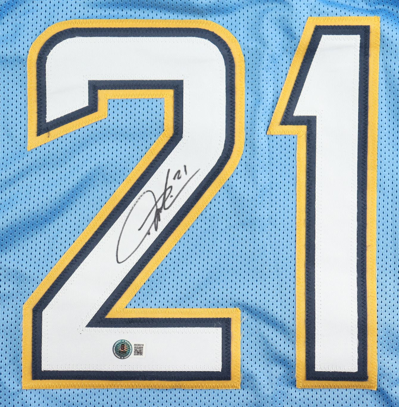 LaDainian Tomlinson Signed Jersey (Beckett)