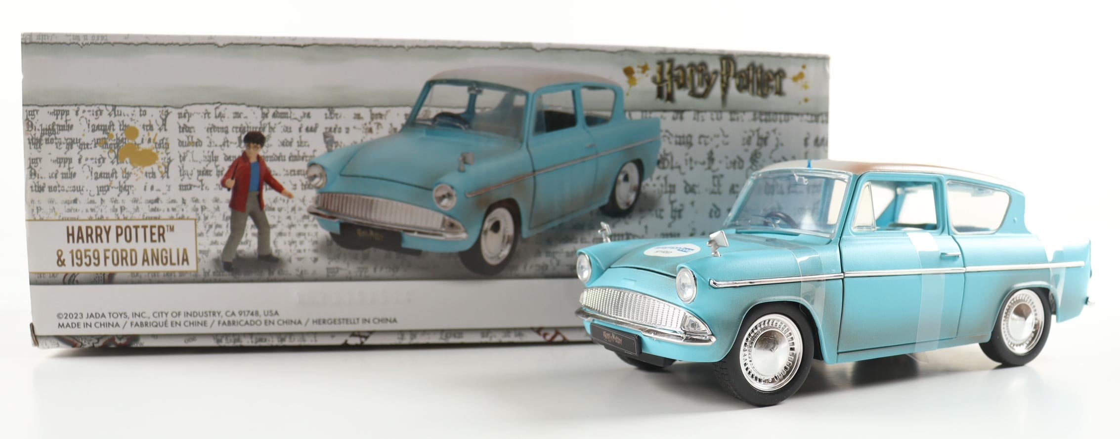 Daniel Radcliffe Signed Harry Potter 1:24 Die-Cast 1959 Ford Anglia With Harry Potter Figurine