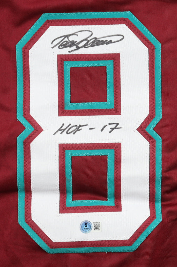 Teemu Selanne Signed Jersey Inscribed "HOF - 17" (Beckett)